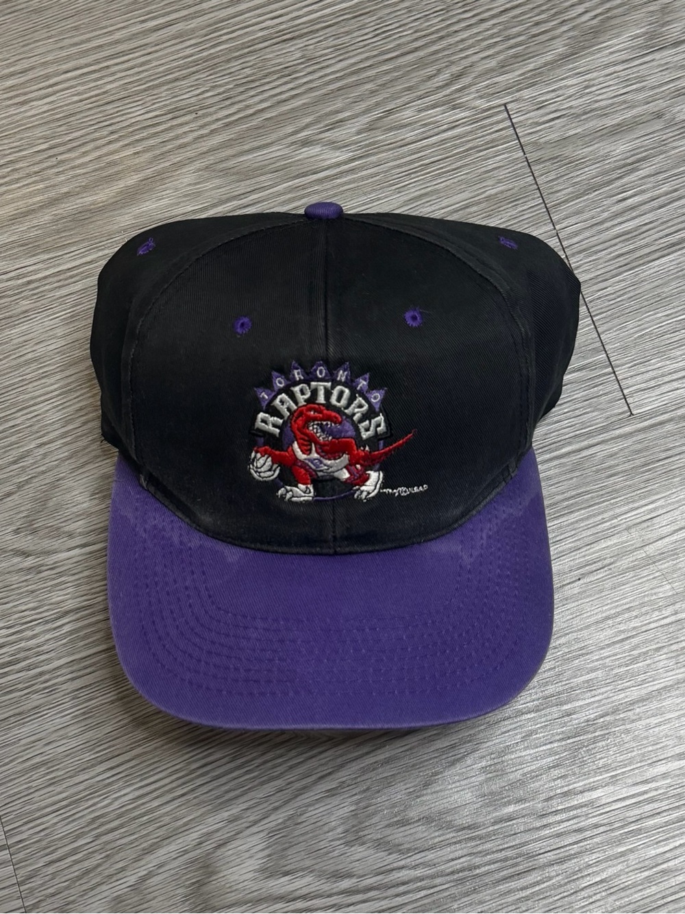 Toronto Raptors Kids Black & Purple Snapback Hat vintage 90s